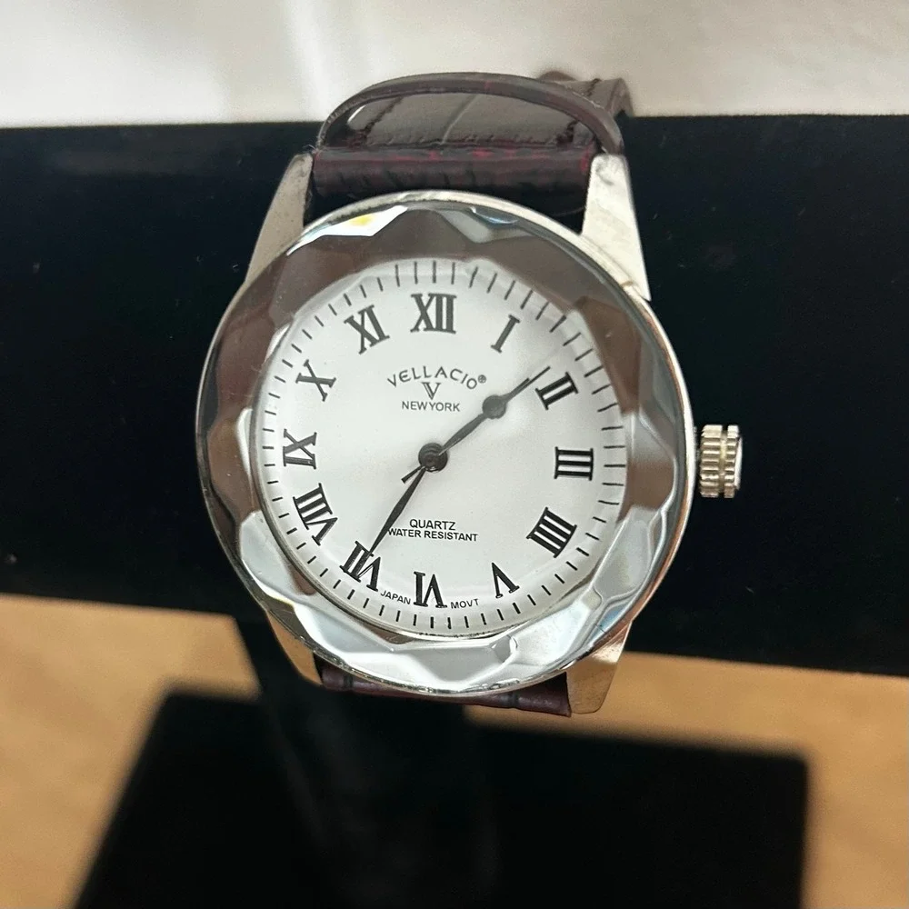 Vellacio New York Quartz Watch Roman Numeral White Dial Scalloped Bezel leather